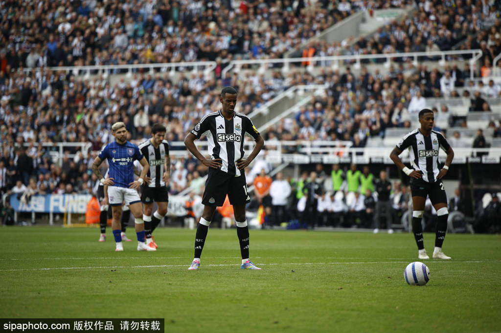 用他的个人 用他的个人