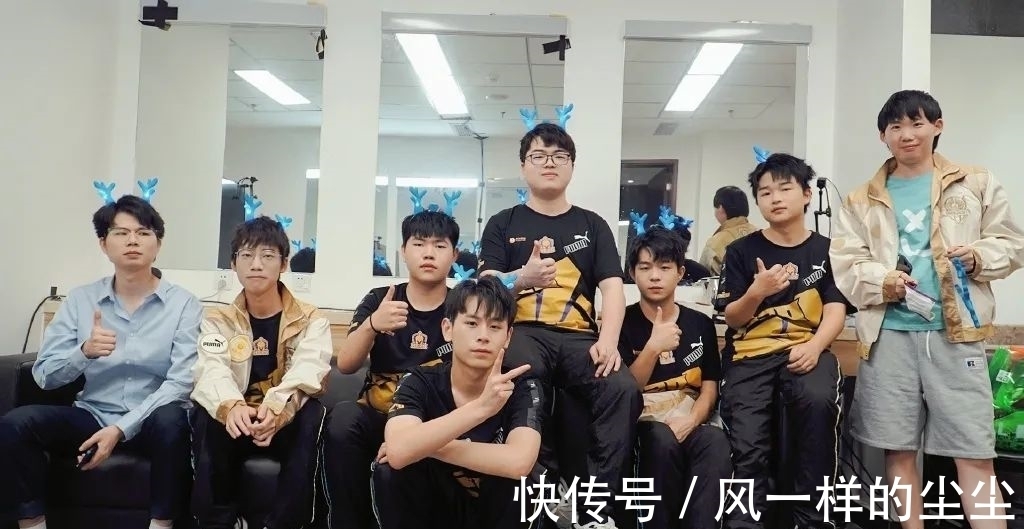 在对阵富勒 在对阵富勒