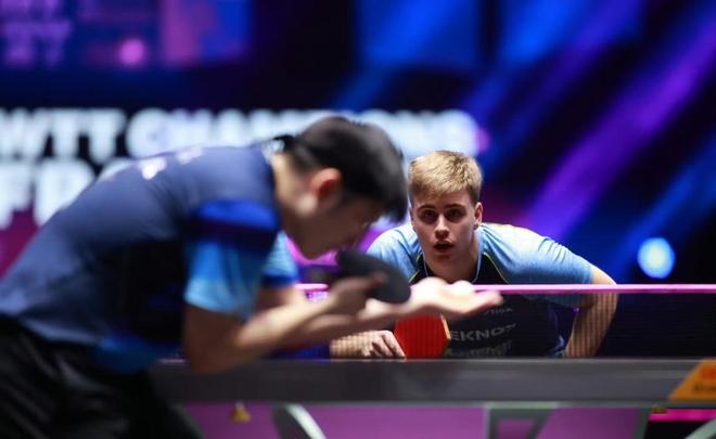 及足球培训 及足球培训